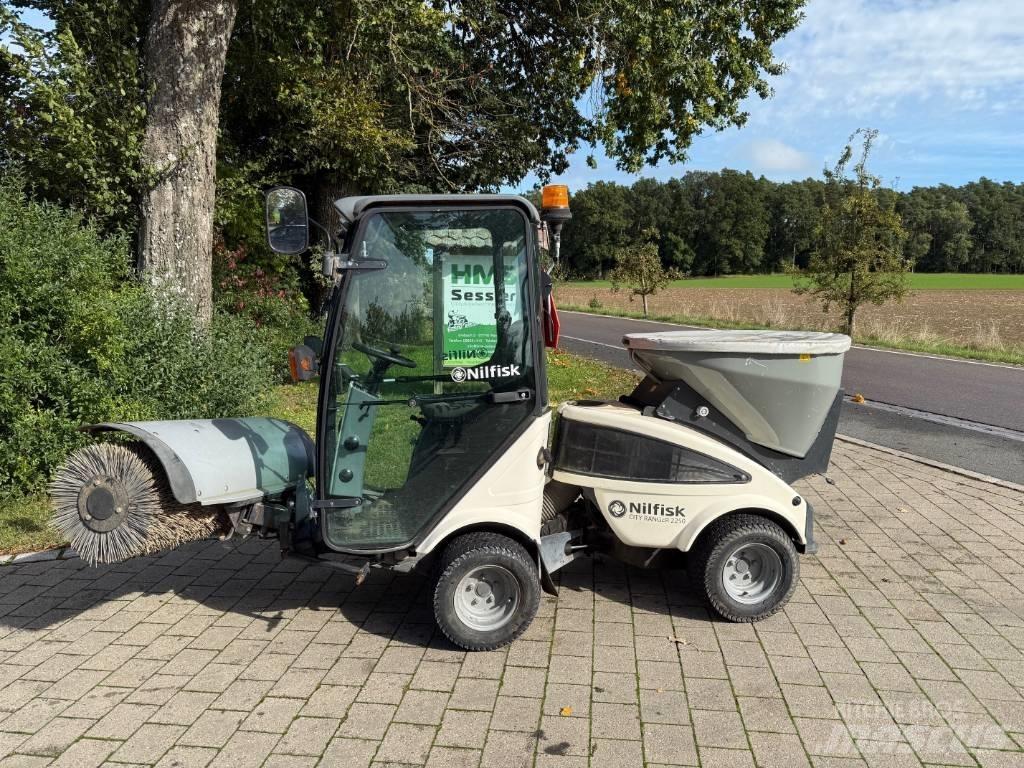 Egholm 2250 Vozila za prevoz opreme za rad