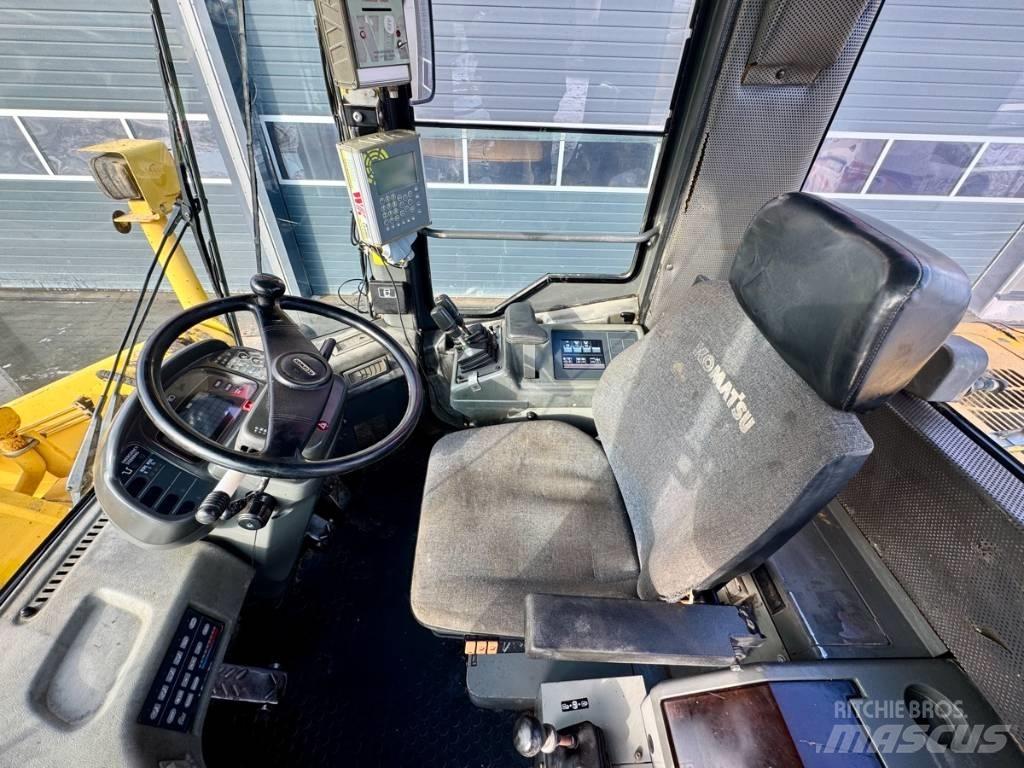 Komatsu WA 470-3H Utovarivači na točkove