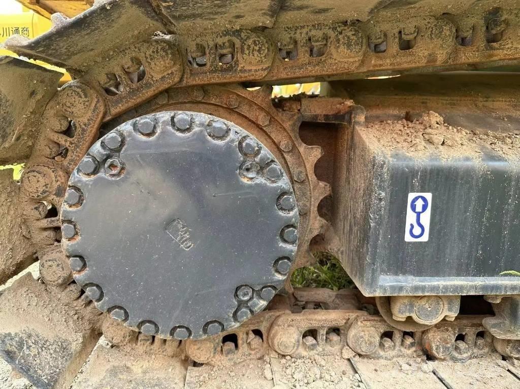 Komatsu PC240-8 Bageri guseničari