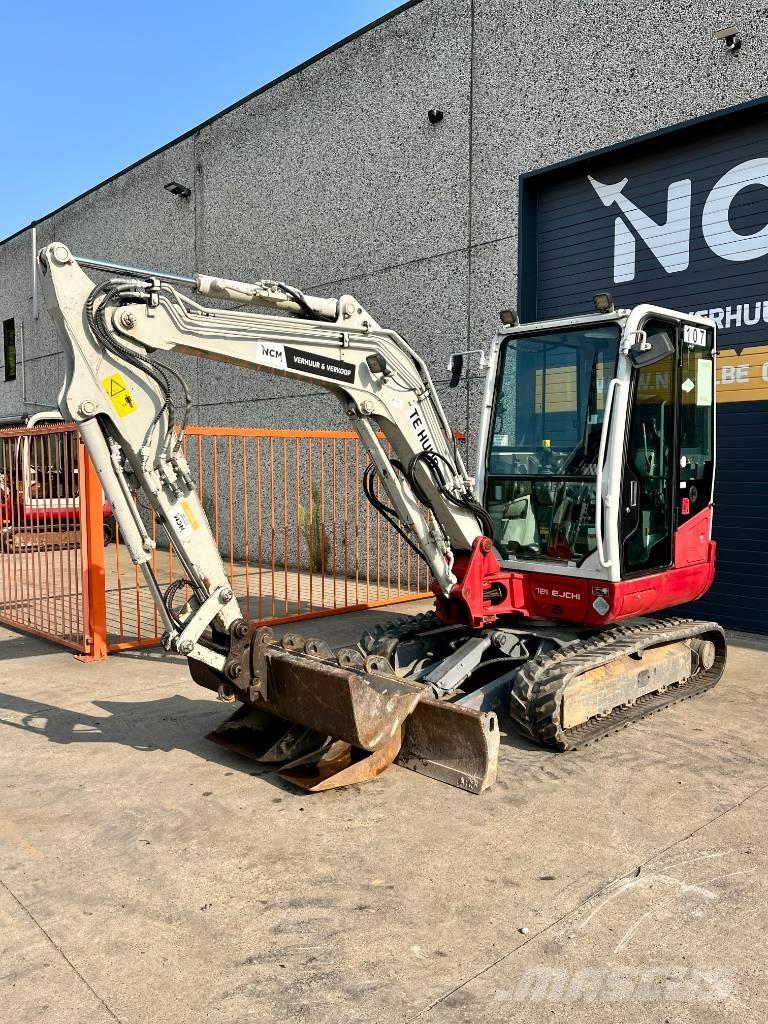 Takeuchi TB 235 Mini bageri < 7t