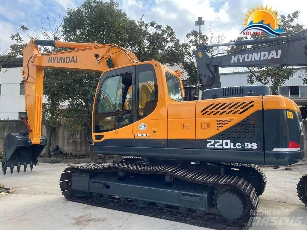 Hyundai R220LC-9S Bageri točkaši