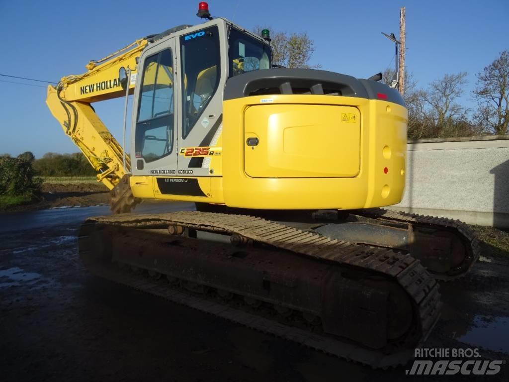 Kobelco SK 235 Bageri guseničari