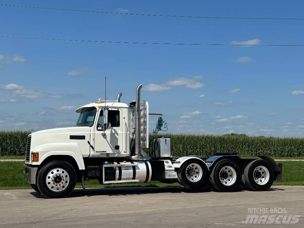 Mack Pinnacle CH613 Tegljači