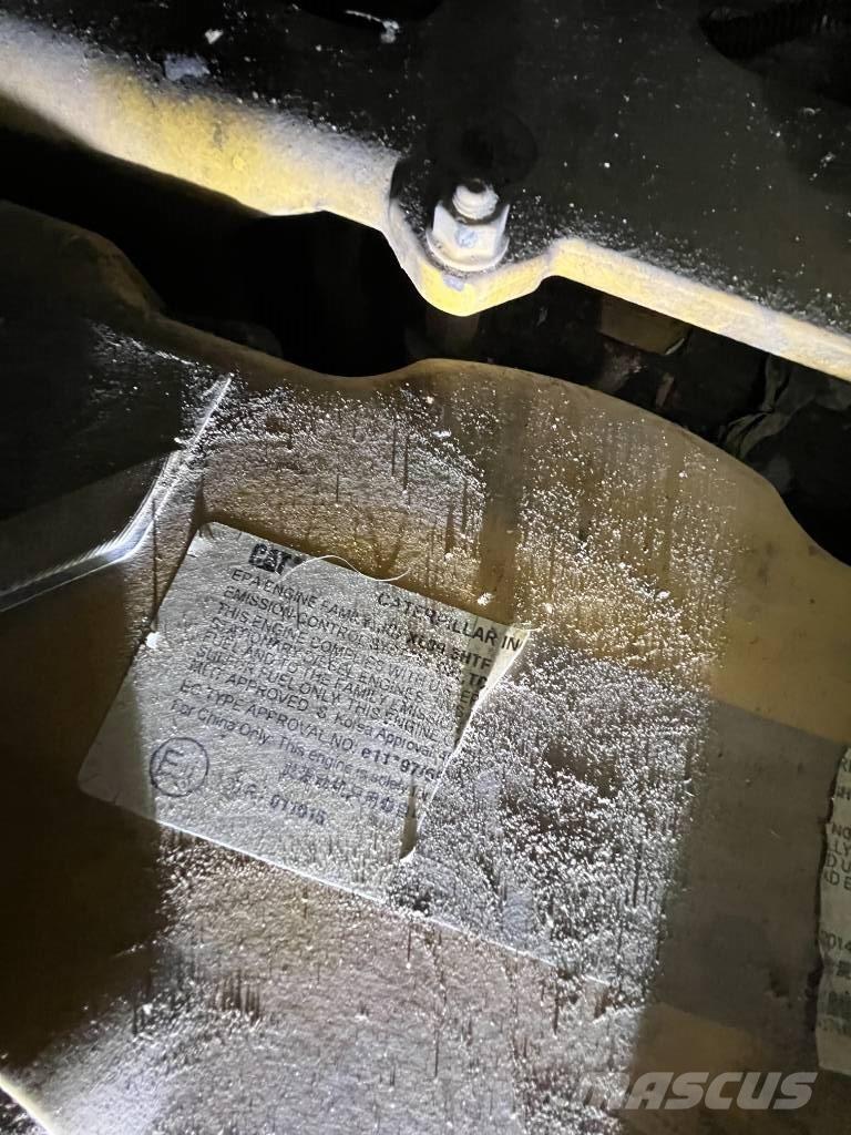 CAT D6T LGP Buldožeri guseničari