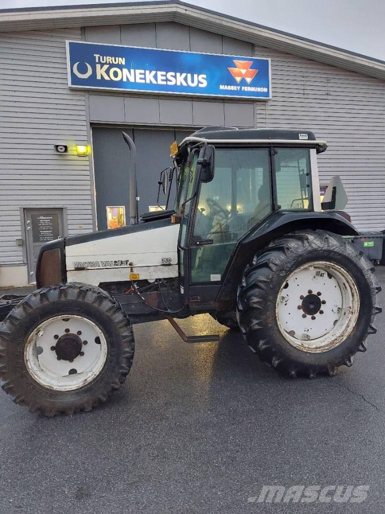 Valtra Valmet 900 Traktori