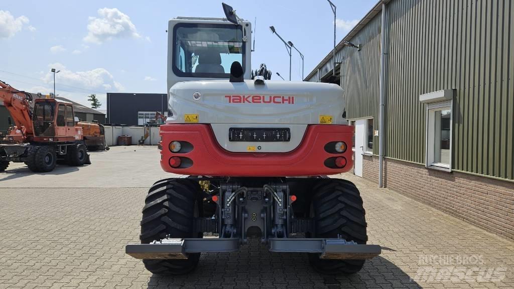 Takeuchi TB295W Bageri točkaši