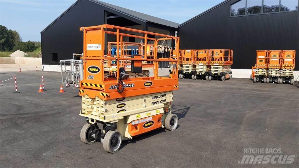 JLG 2032ES Makazaste platforme