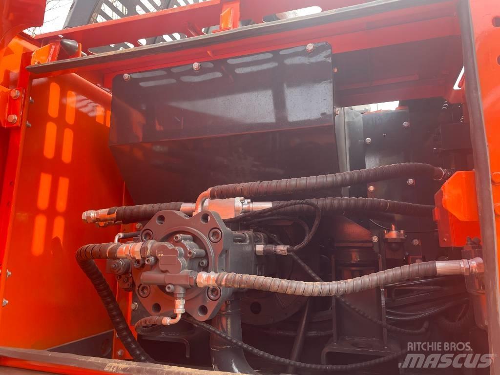 Doosan DX 225LC-9C Bageri guseničari