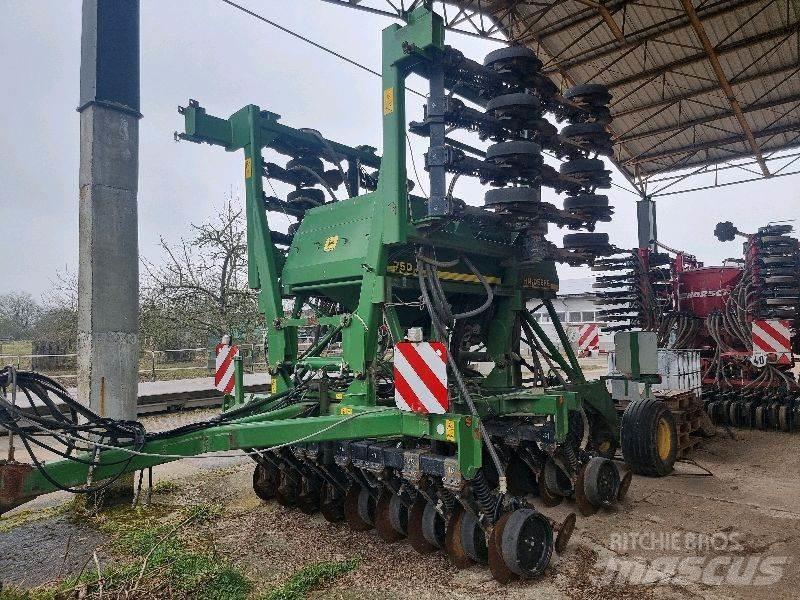 John Deere 750A Ostale poljoprivredne mašine