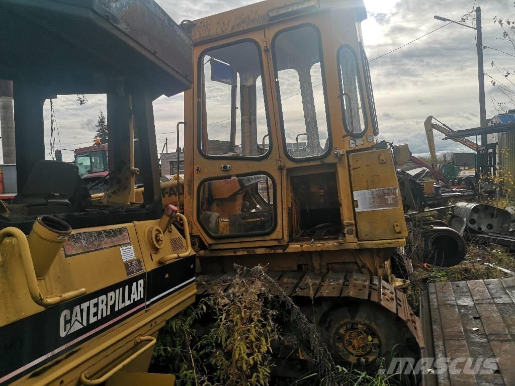 CAT D 5 M XL Buldožeri guseničari