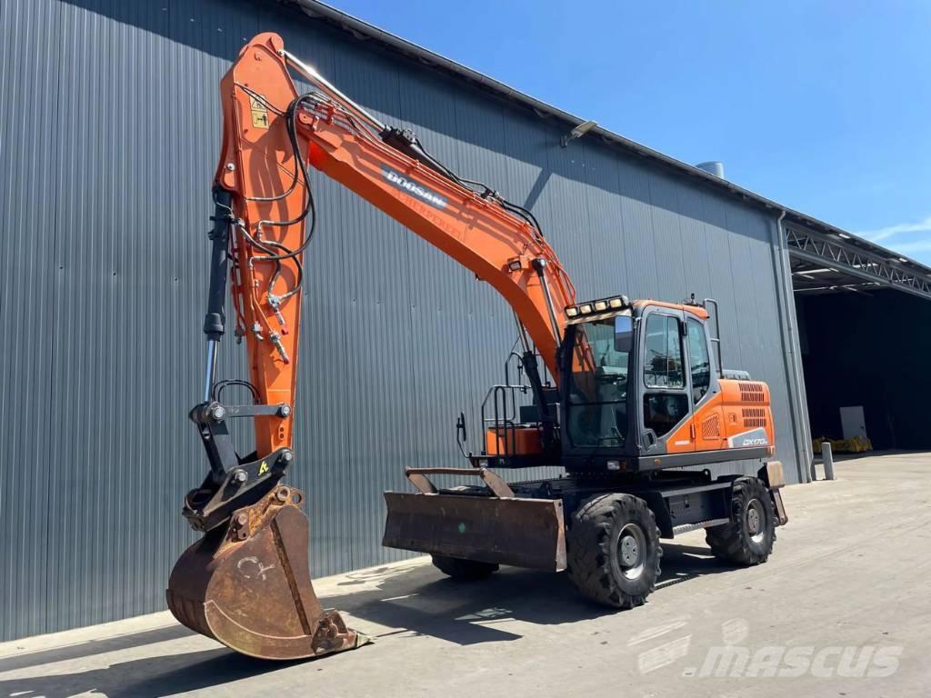 Doosan DX170W-5 Bageri točkaši