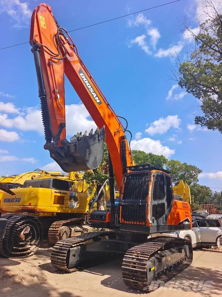 Doosan DX 225 LC Bageri guseničari