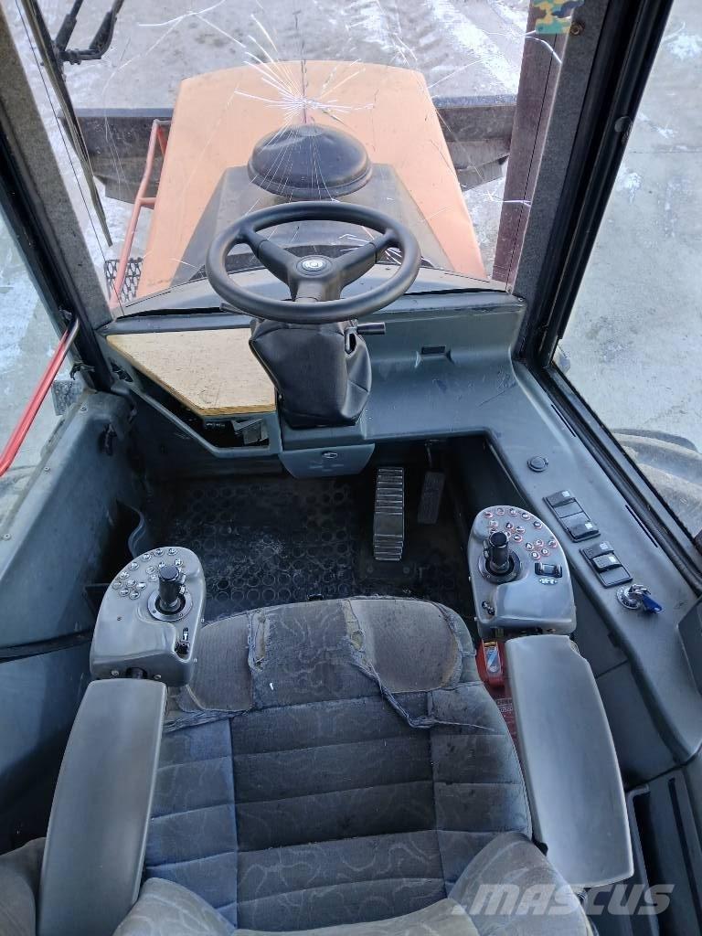 Komatsu 840.3 Forvarderi