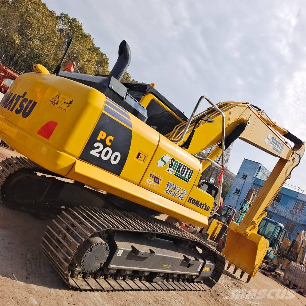 Komatsu PC 200 Bageri guseničari