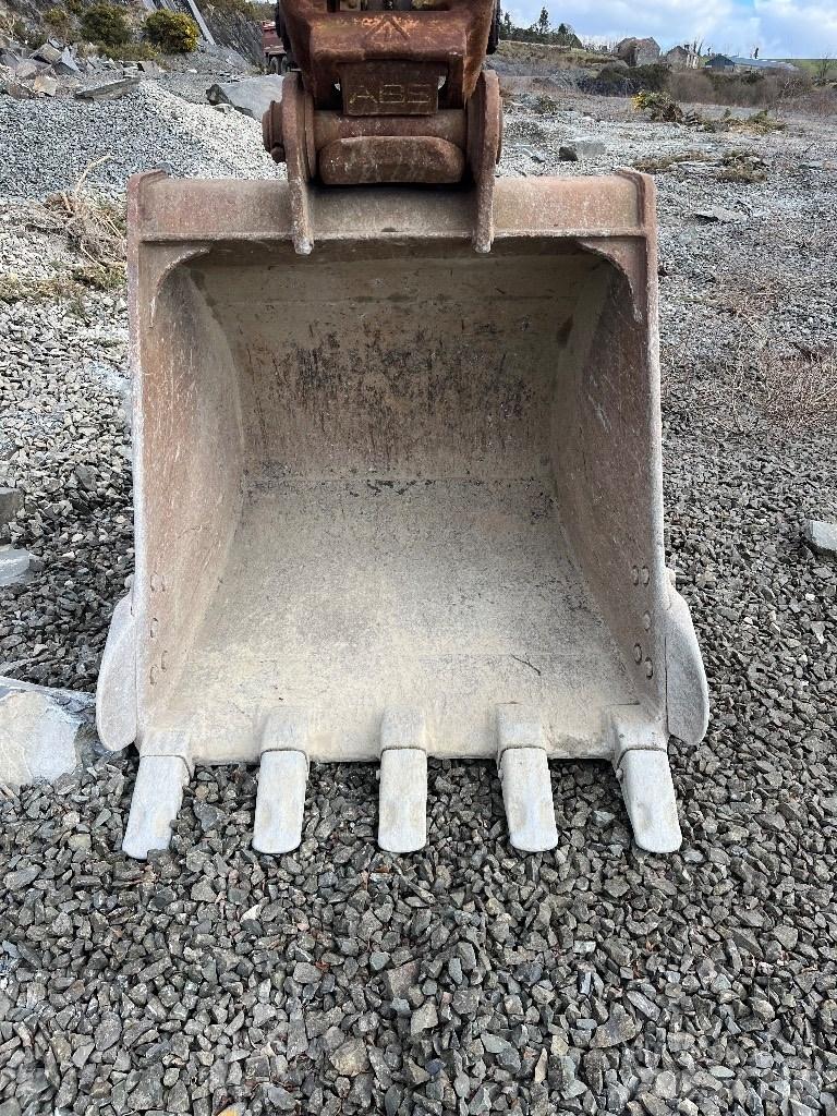 Komatsu PC 210 LC-8 Bageri guseničari