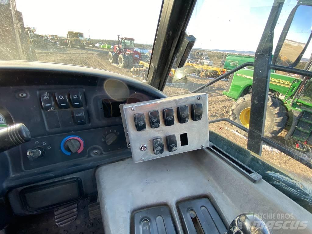 CAT 740 B Zglobni damperi