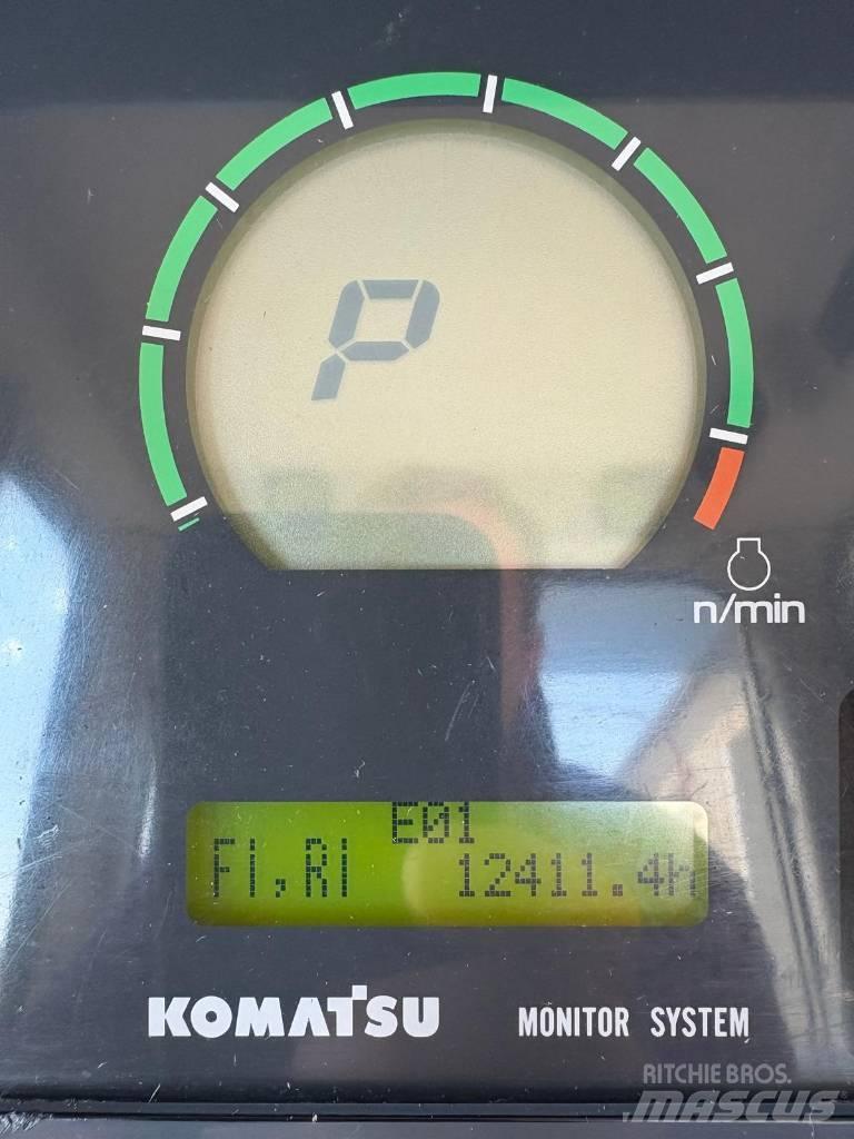 Komatsu 61 PX Buldožeri guseničari