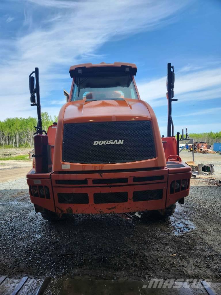 Doosan DA 30 Zglobni damperi