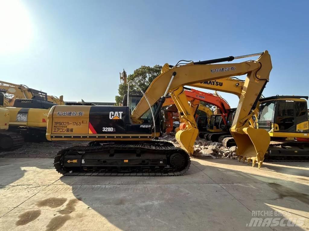 CAT 320D2 Bageri guseničari