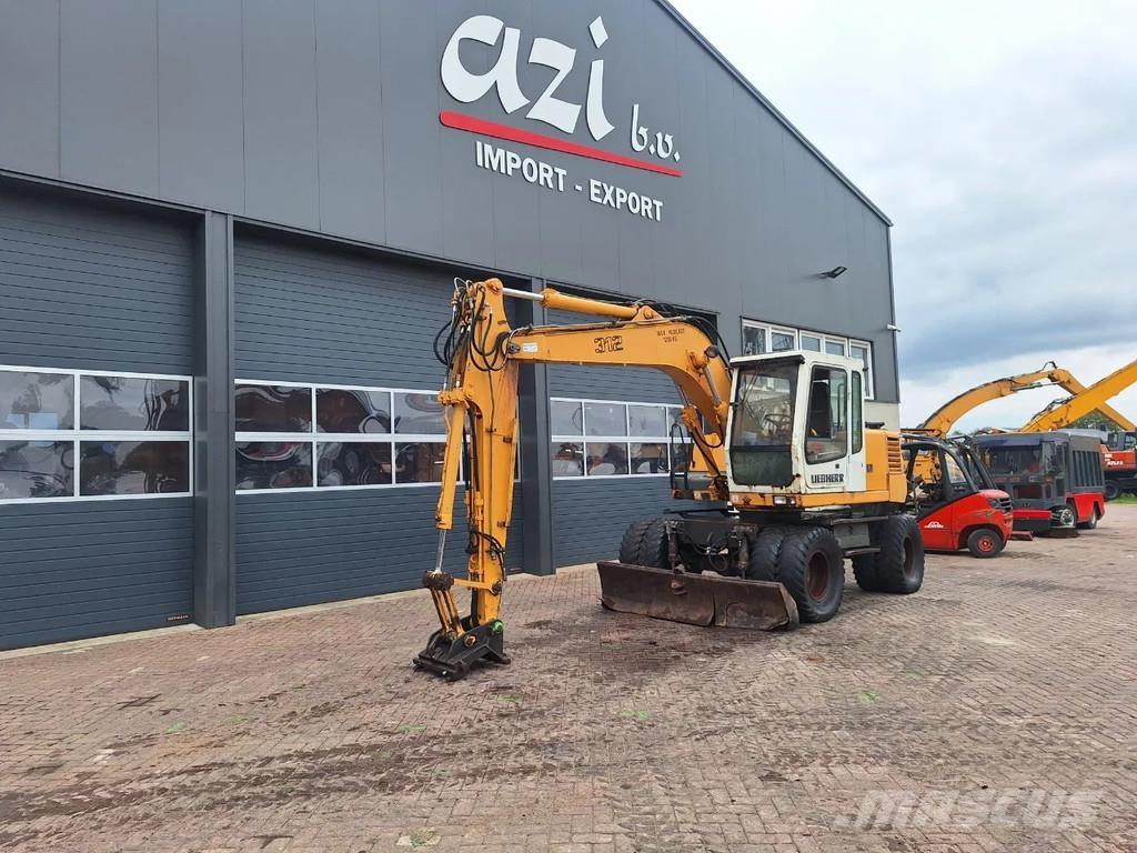 Liebherr A312 Bageri točkaši