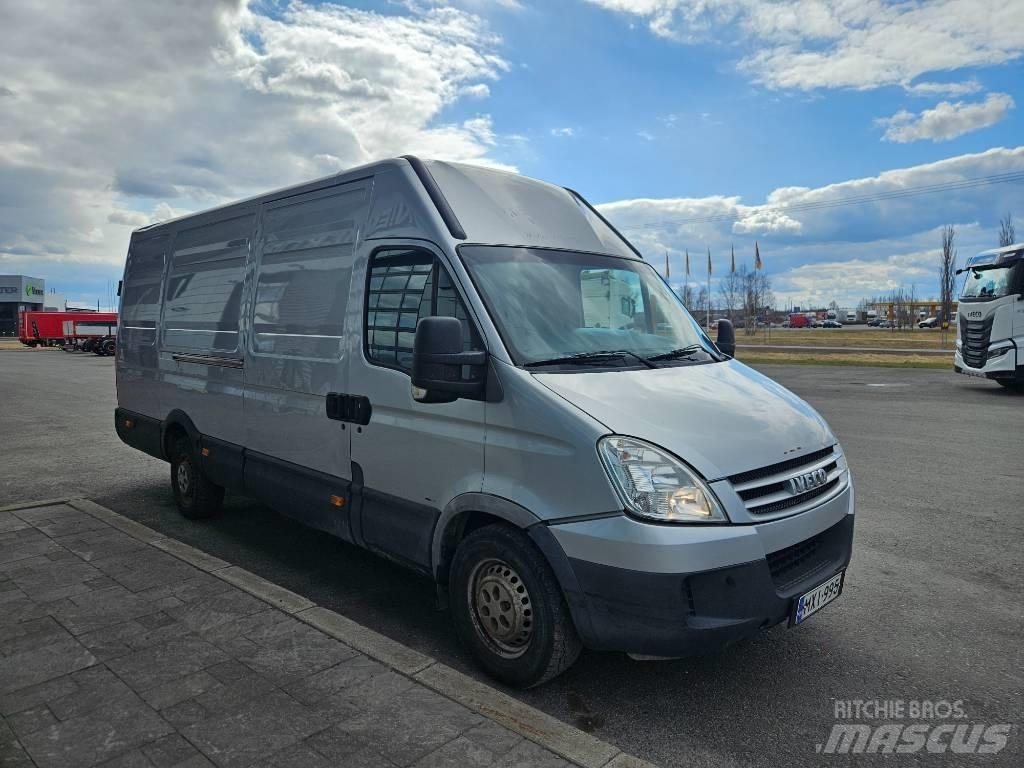 Iveco Daily 35S18 Dostavna vozila / kombiji