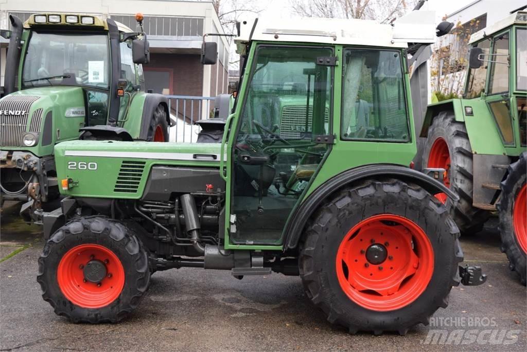 Fendt 260 V Traktori