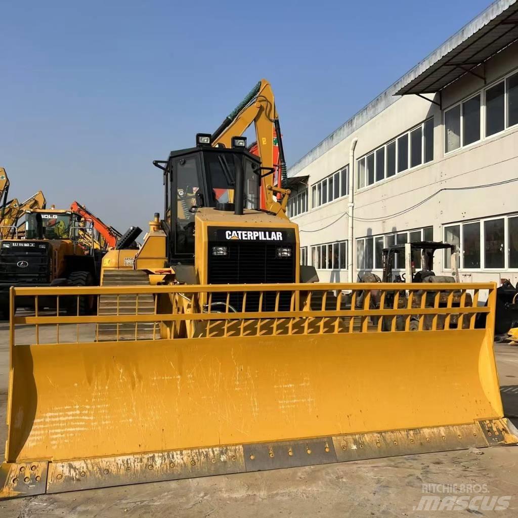 CAT D 8 R Buldožeri guseničari