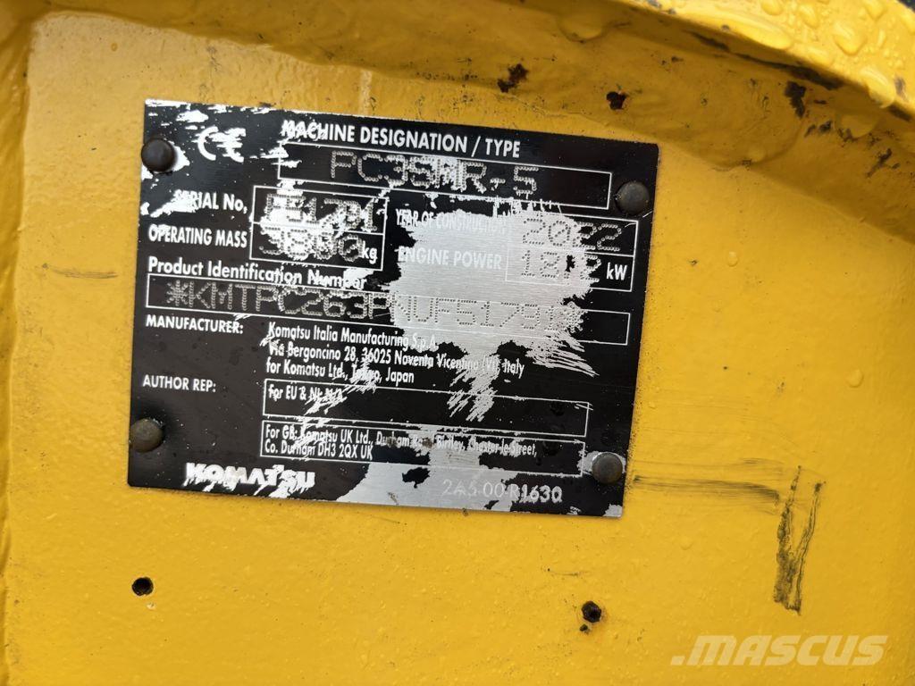 Komatsu PC35 Mini bageri < 7t