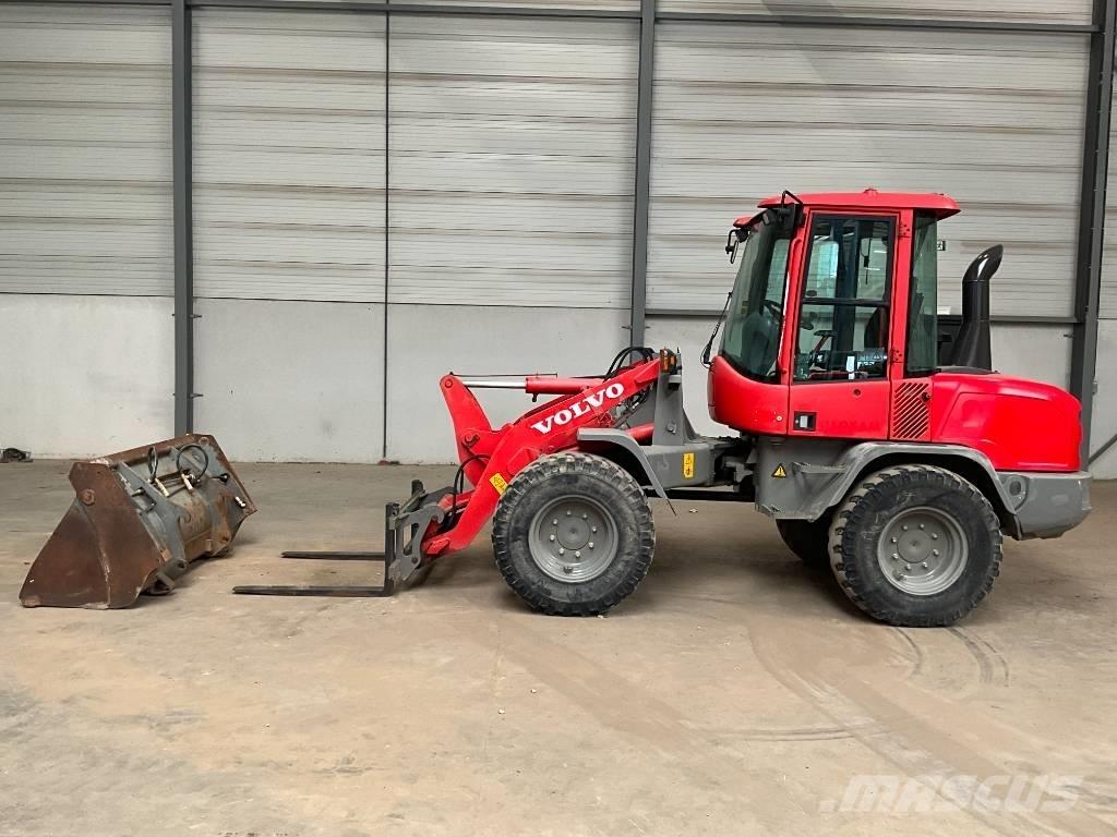 Volvo L 30 G Utovarivači na točkove