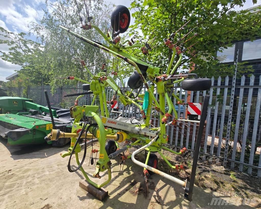 CLAAS Volto 800 Okretači i sakupljači sena