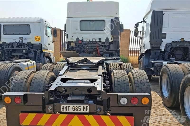 Hino 700 Ostali kamioni