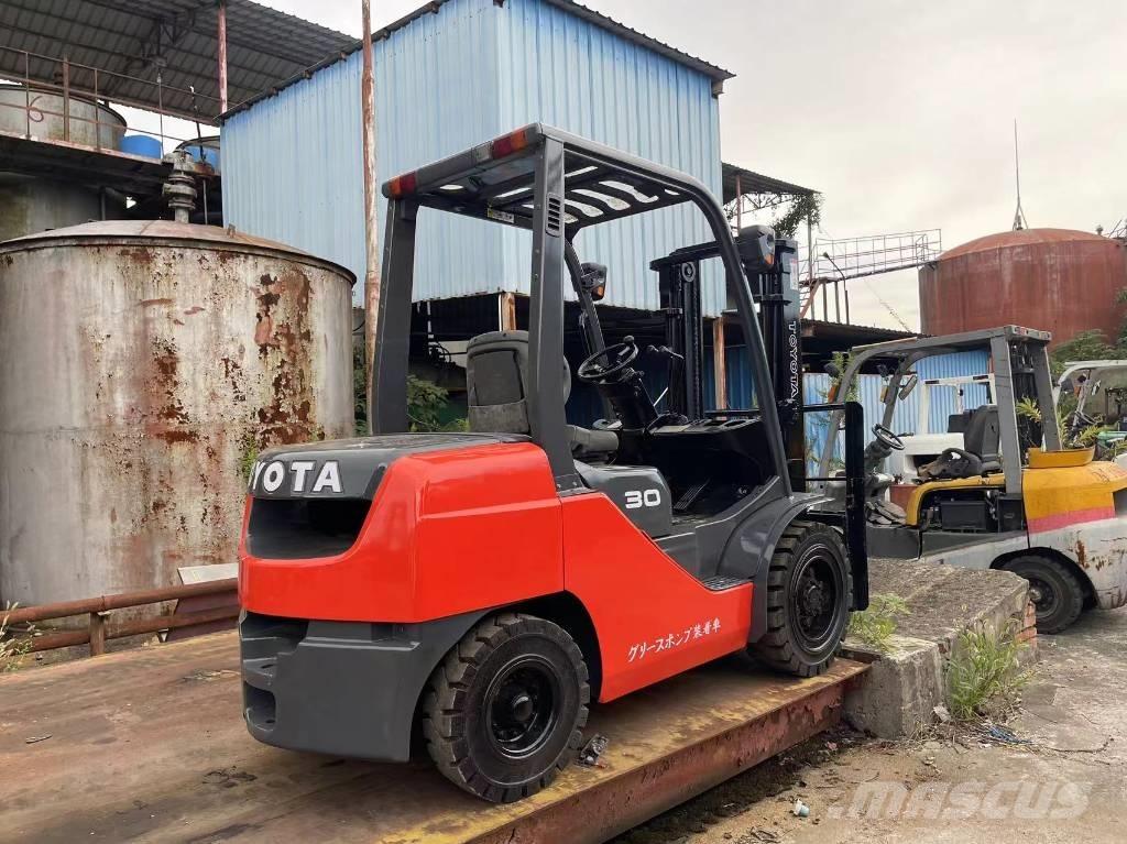 Toyota FD 30 Dizelski viljuškari