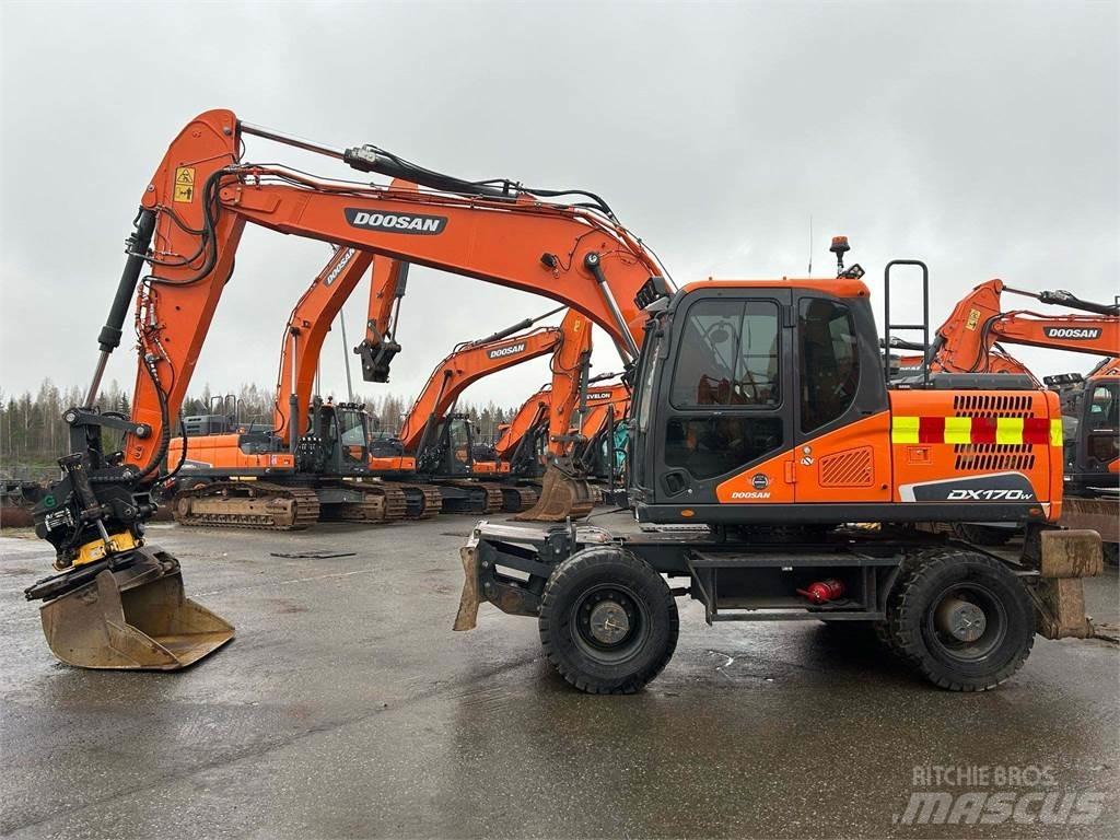 Doosan DX170W-5 Bageri guseničari