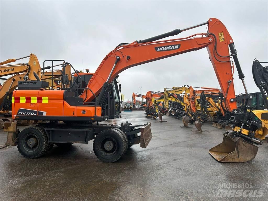Doosan DX170W-5 Bageri guseničari
