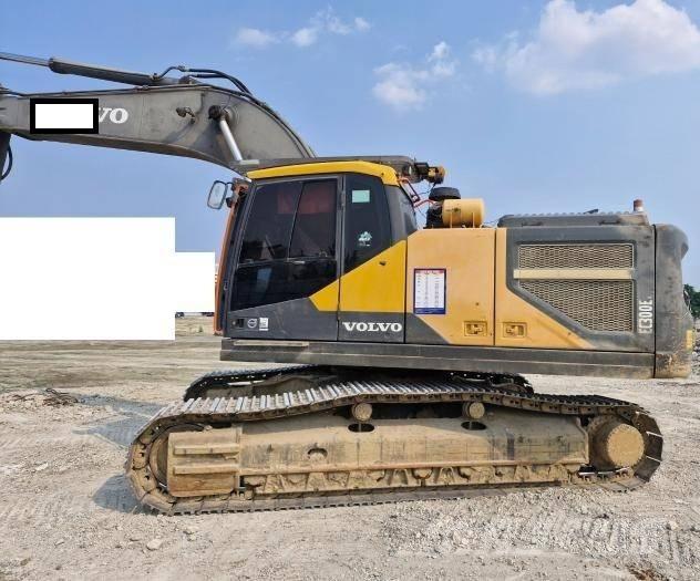 Volvo EC 300 EL Bageri guseničari