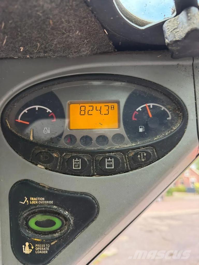 Bobcat S130 Skid steer mini utovarivači