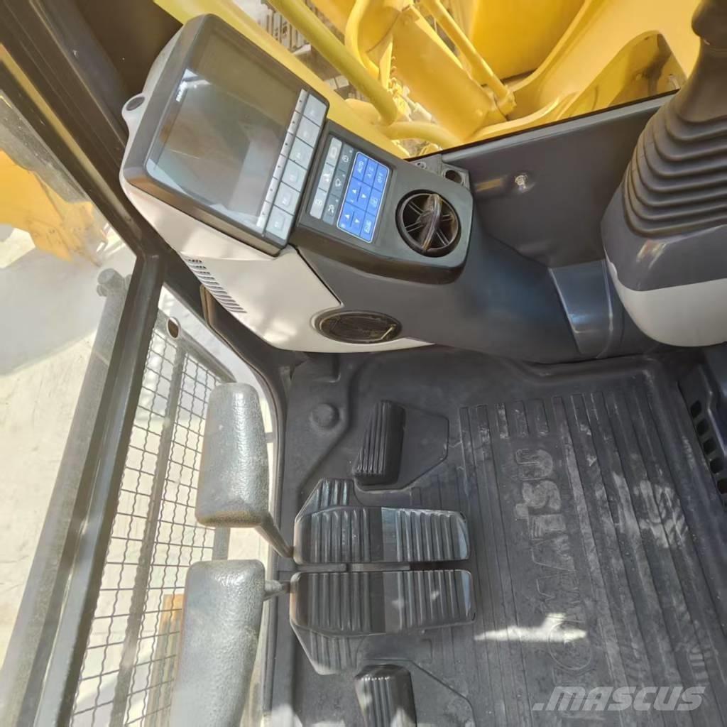 Komatsu PC 220-8 Bageri guseničari