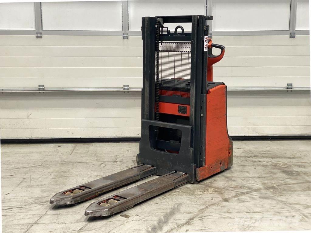 Linde D08 Ručni električni viljuškar