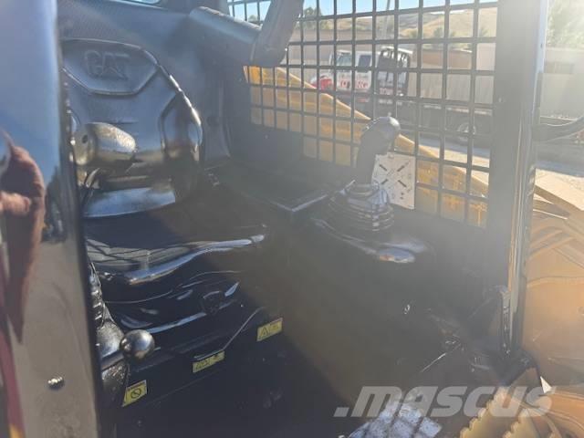 CAT 248 B Skid steer mini utovarivači