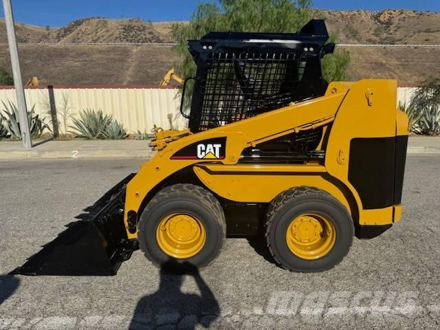 CAT 248 B Skid steer mini utovarivači