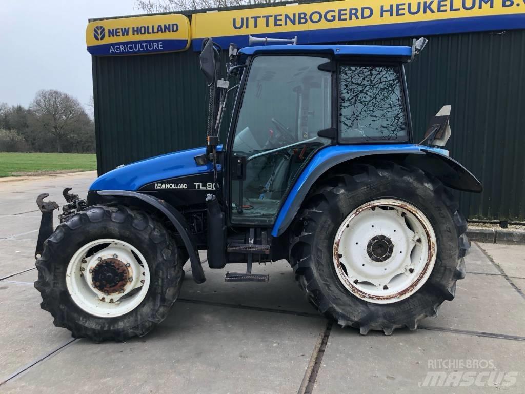 New Holland TL 90 Traktori