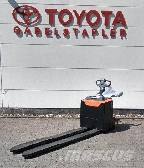 Toyota LPE 250 Ručni električni viljuškar