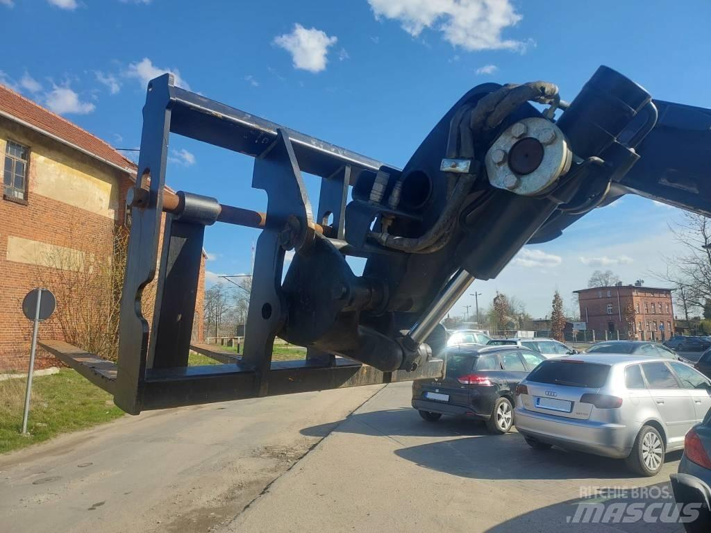JCB 520-40 Teleskopski viljuškari