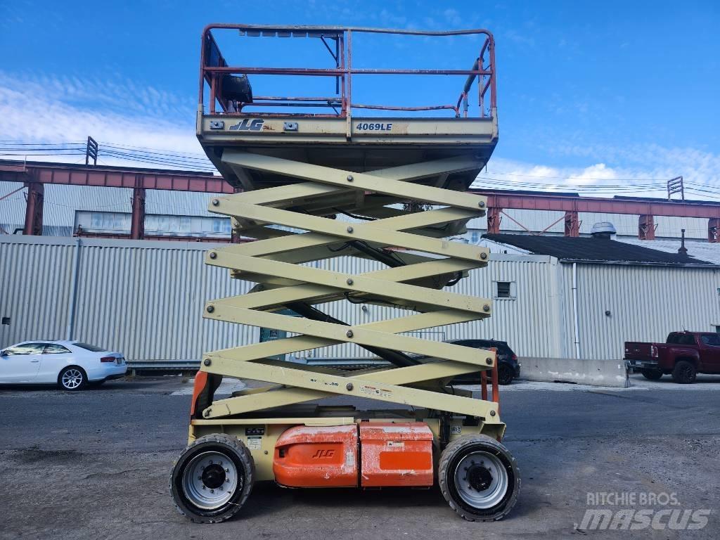 JLG 4069 LE Makazaste platforme