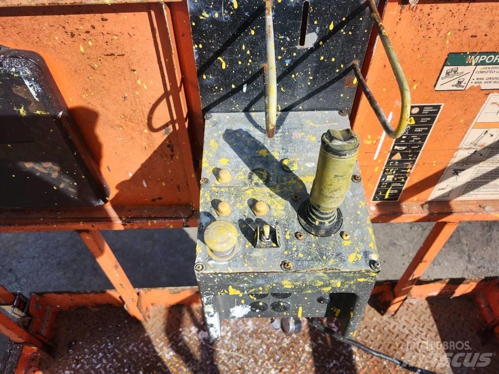 JLG 4069 LE Makazaste platforme