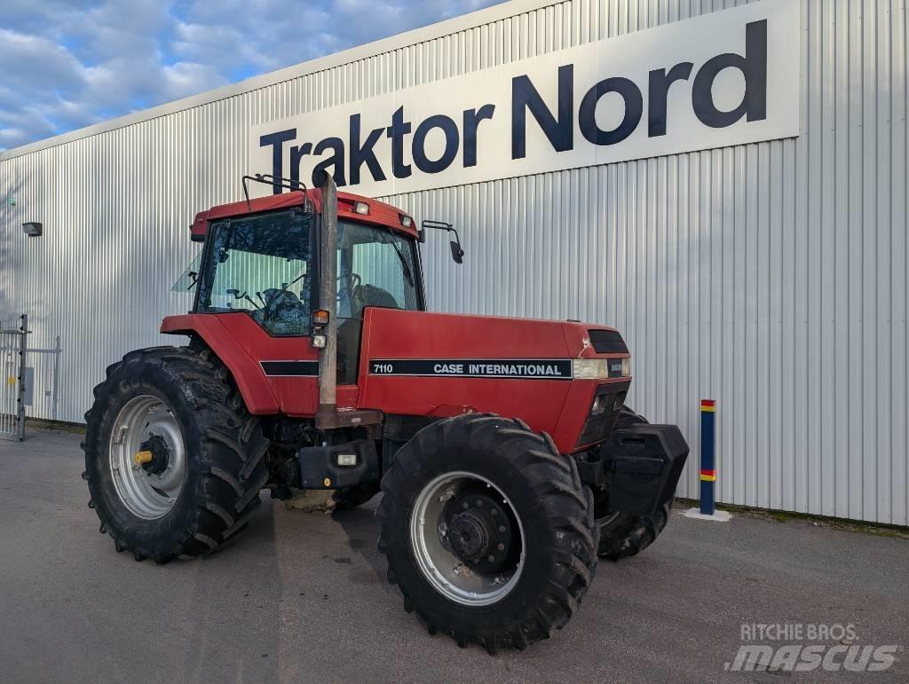 Case IH Magnum 7110 Traktori