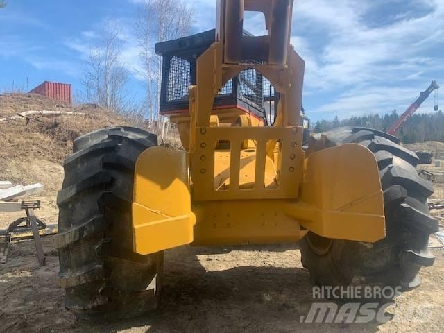 CAT 525B Skideri