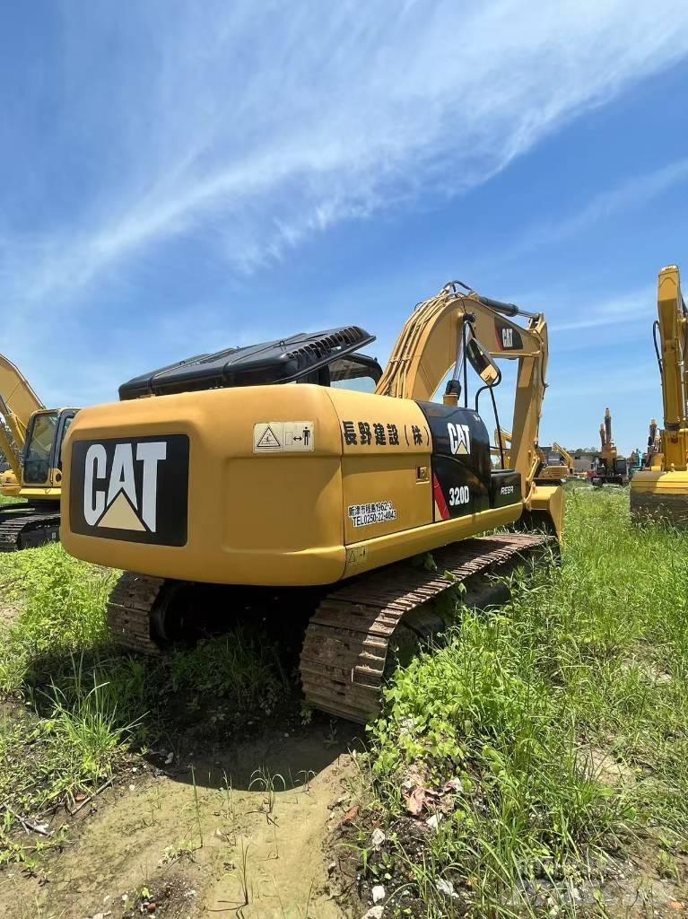 CAT 320d Bageri guseničari