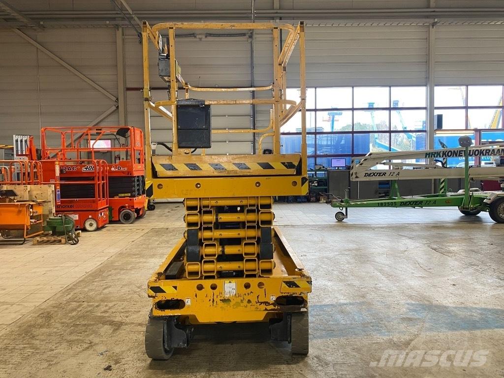 Haulotte Compact 14 Makazaste platforme