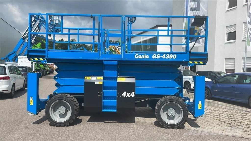 Genie GS-4390RT Makazaste platforme